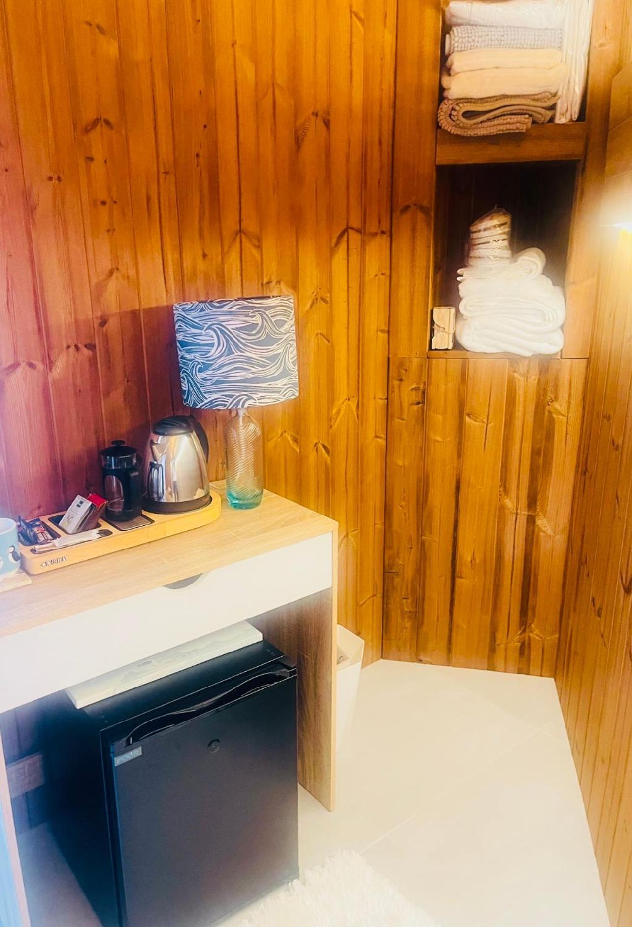 Cabin By The Coast エディンバラ エクステリア 写真